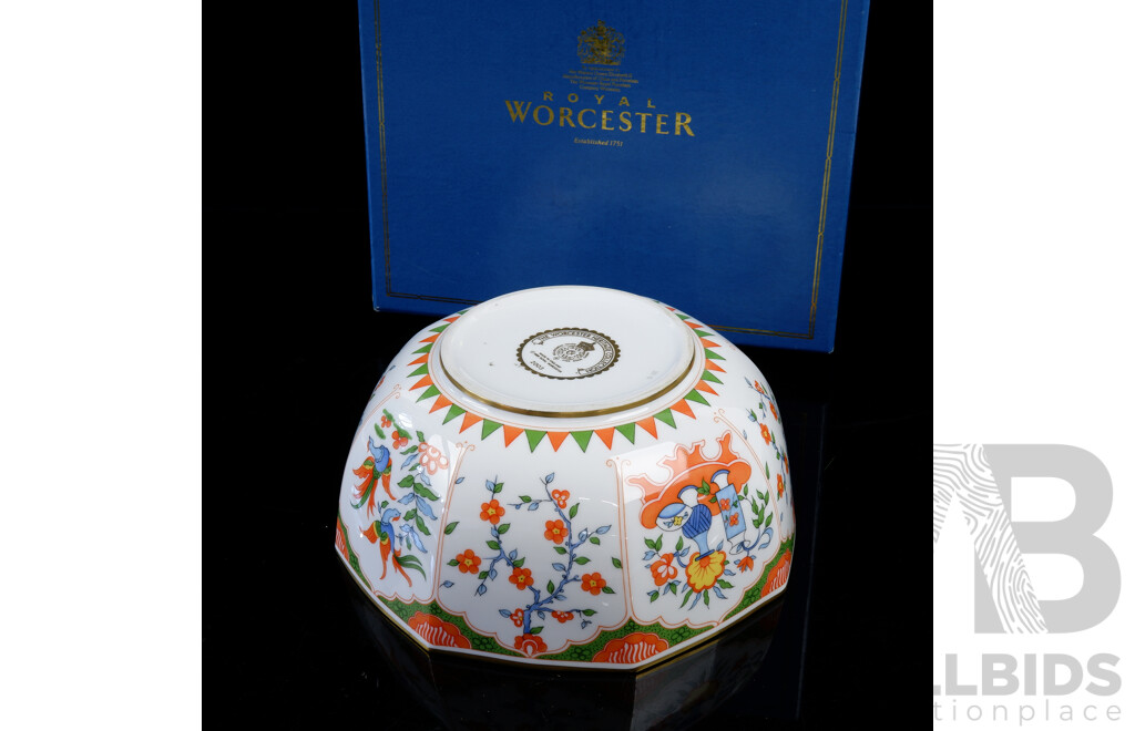 Royal Worcester Porcelain Bowl in the Heritage Collection, 2003, in Original Box