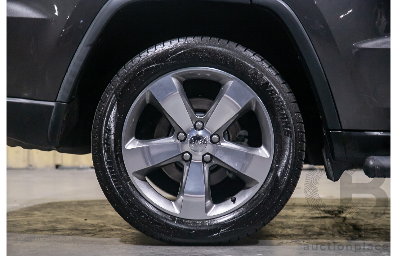 12/2013 Jeep Grand Cherokee Limited (4x4) WK MY13 4d Wagon Metallic Grey Turbo Diesel V6 3.0L