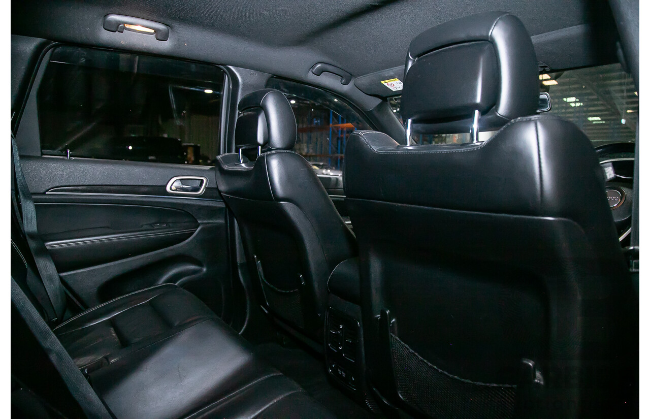 12/2013 Jeep Grand Cherokee Limited (4x4) WK MY13 4d Wagon Metallic Grey Turbo Diesel V6 3.0L