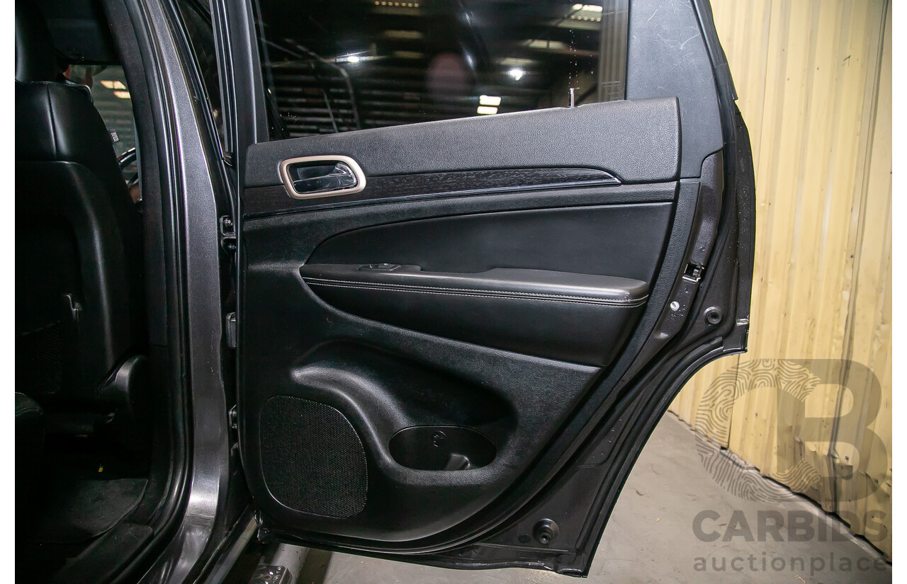 12/2013 Jeep Grand Cherokee Limited (4x4) WK MY13 4d Wagon Metallic Grey Turbo Diesel V6 3.0L