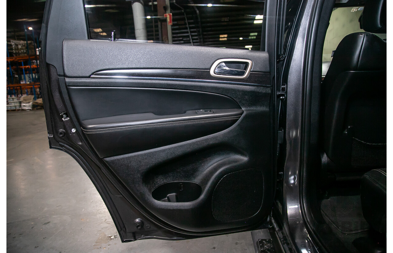 12/2013 Jeep Grand Cherokee Limited (4x4) WK MY13 4d Wagon Metallic Grey Turbo Diesel V6 3.0L