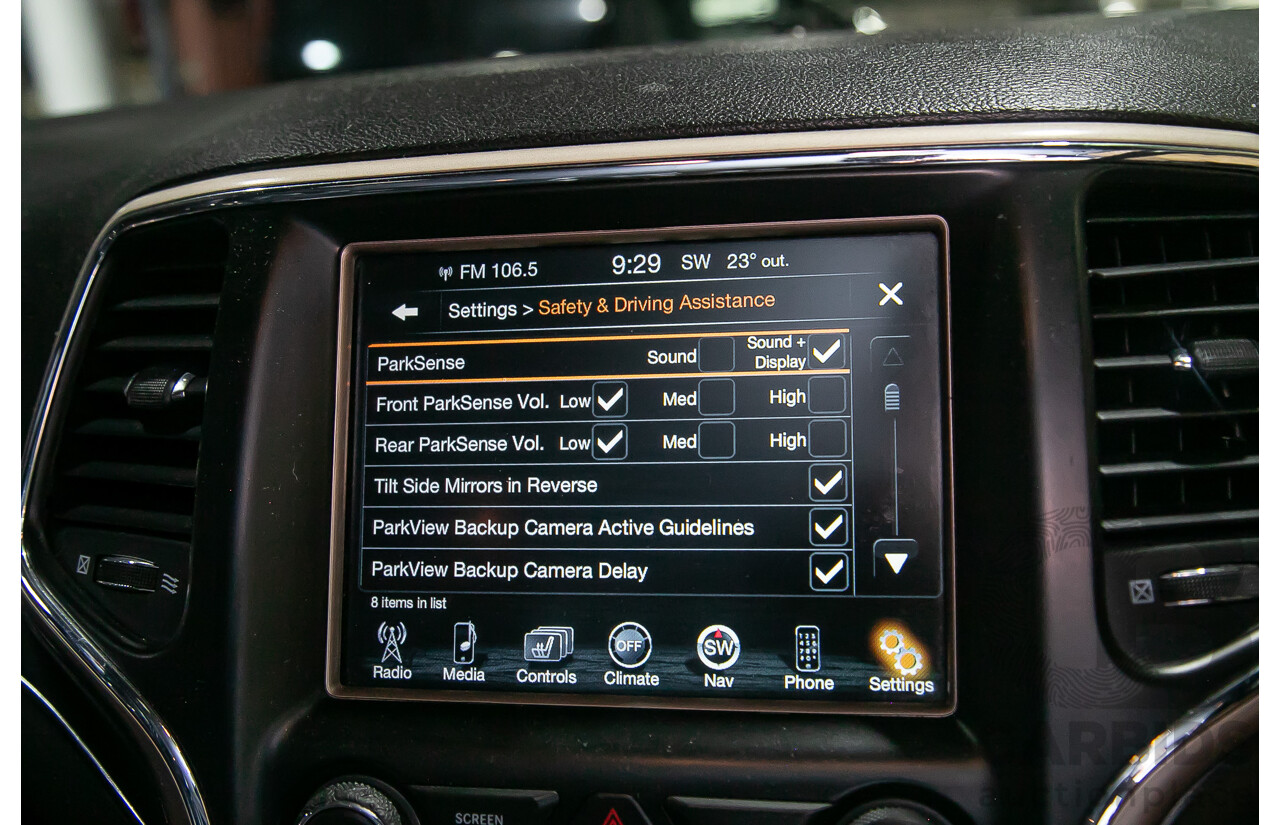 12/2013 Jeep Grand Cherokee Limited (4x4) WK MY13 4d Wagon Metallic Grey Turbo Diesel V6 3.0L