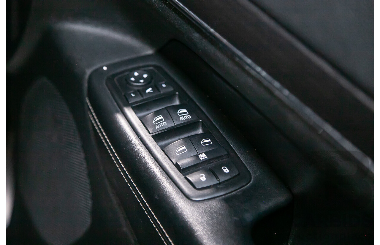 12/2013 Jeep Grand Cherokee Limited (4x4) WK MY13 4d Wagon Metallic Grey Turbo Diesel V6 3.0L