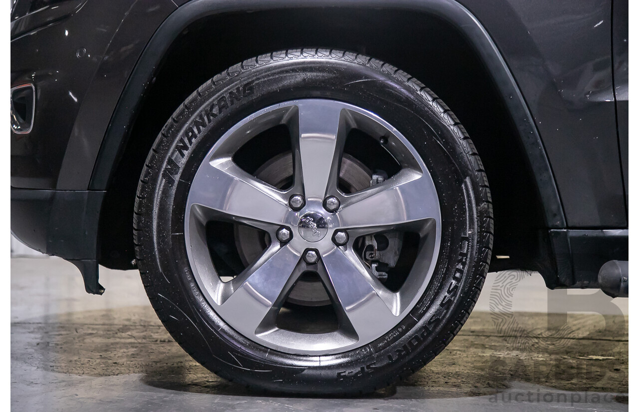 12/2013 Jeep Grand Cherokee Limited (4x4) WK MY13 4d Wagon Metallic Grey Turbo Diesel V6 3.0L