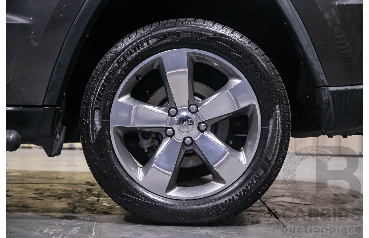 12/2013 Jeep Grand Cherokee Limited (4x4) WK MY13 4d Wagon Metallic Grey Turbo Diesel V6 3.0L