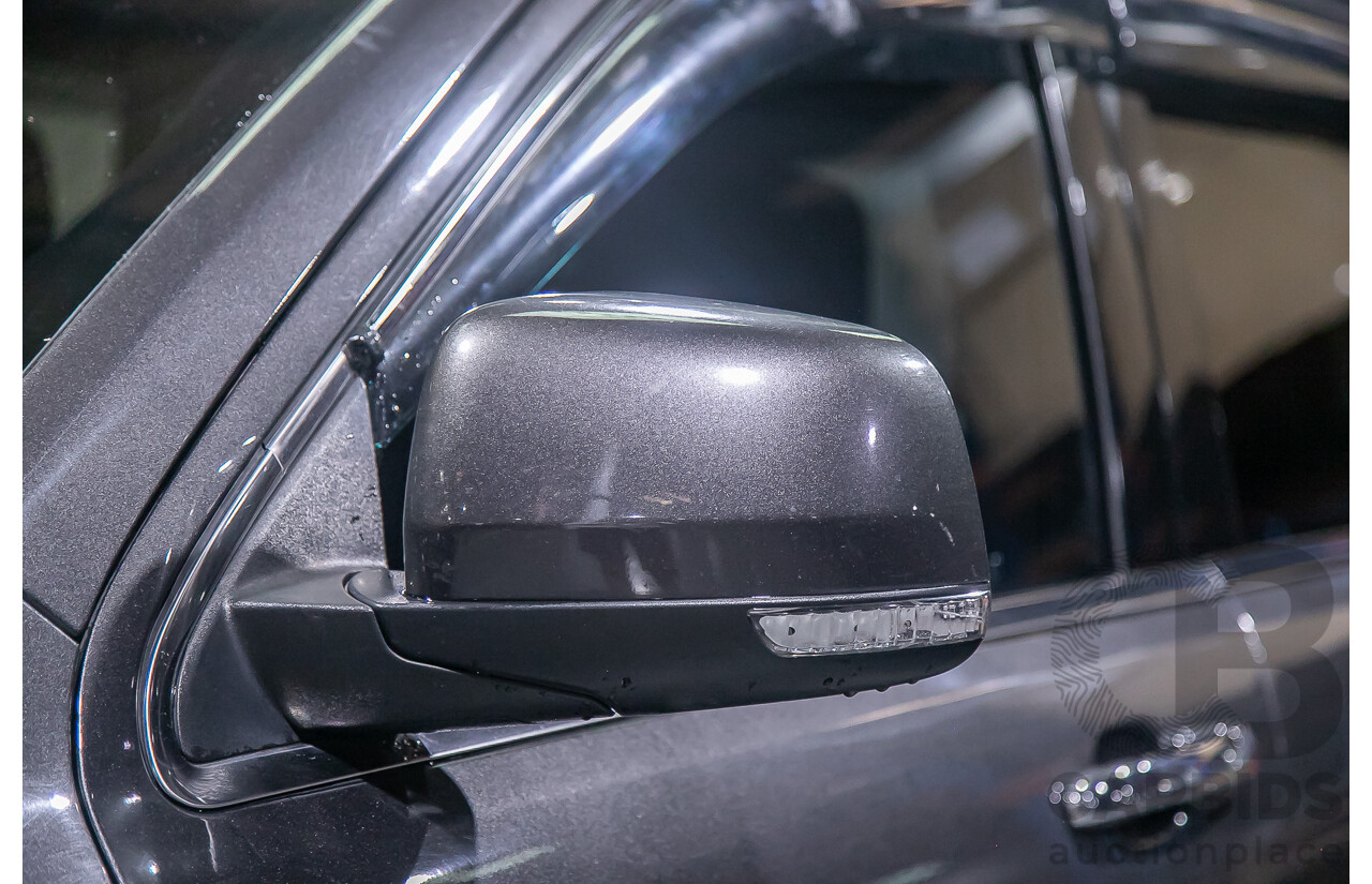 12/2013 Jeep Grand Cherokee Limited (4x4) WK MY13 4d Wagon Metallic Grey Turbo Diesel V6 3.0L