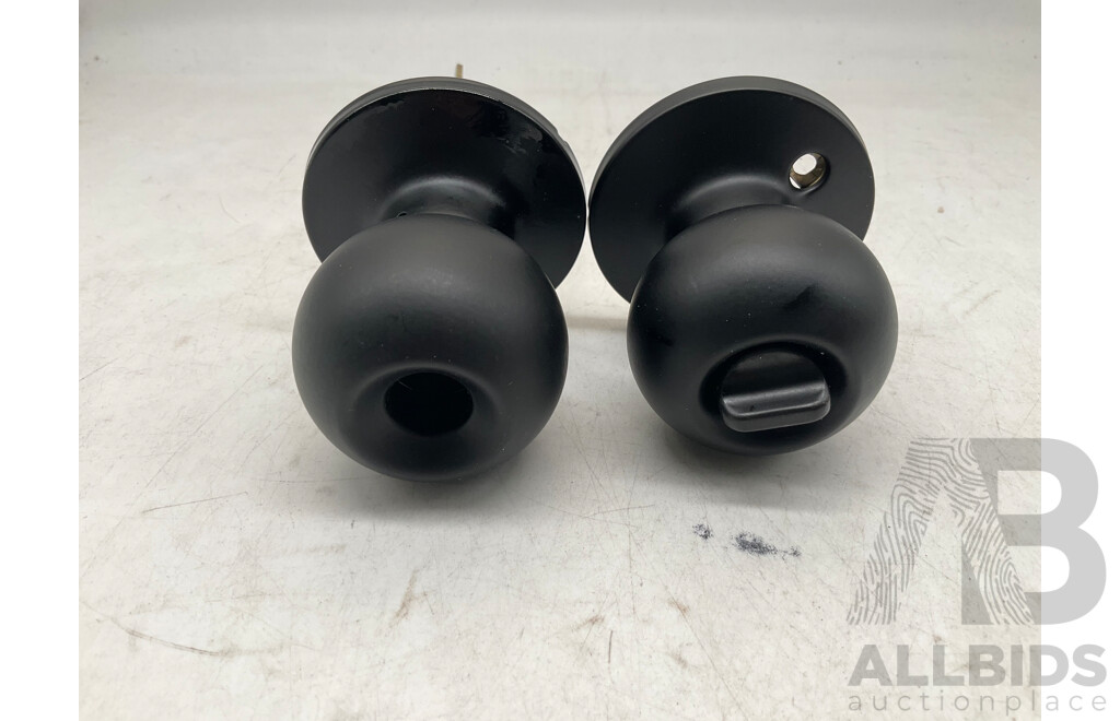 DELF TRADE Stainless Steel Valencia Entrance Knob Set (X20) - Total ORP $1,049.99