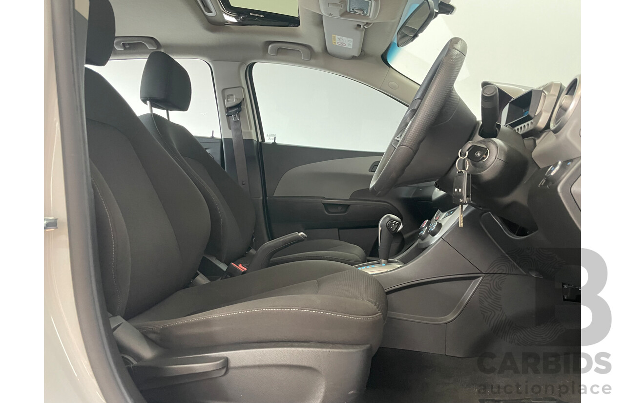 06/15 Holden Barina X FWD TM MY15 5D Hatchback White 1.6L