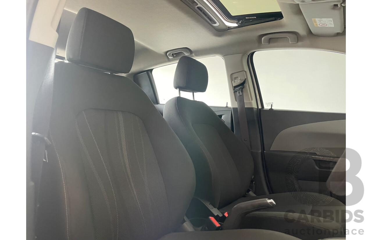 06/15 Holden Barina X FWD TM MY15 5D Hatchback White 1.6L