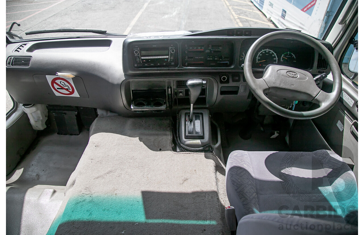 12/2011 Toyota Coaster XZB50R 21 Seater Bus White Turbo Diesel 4.0L