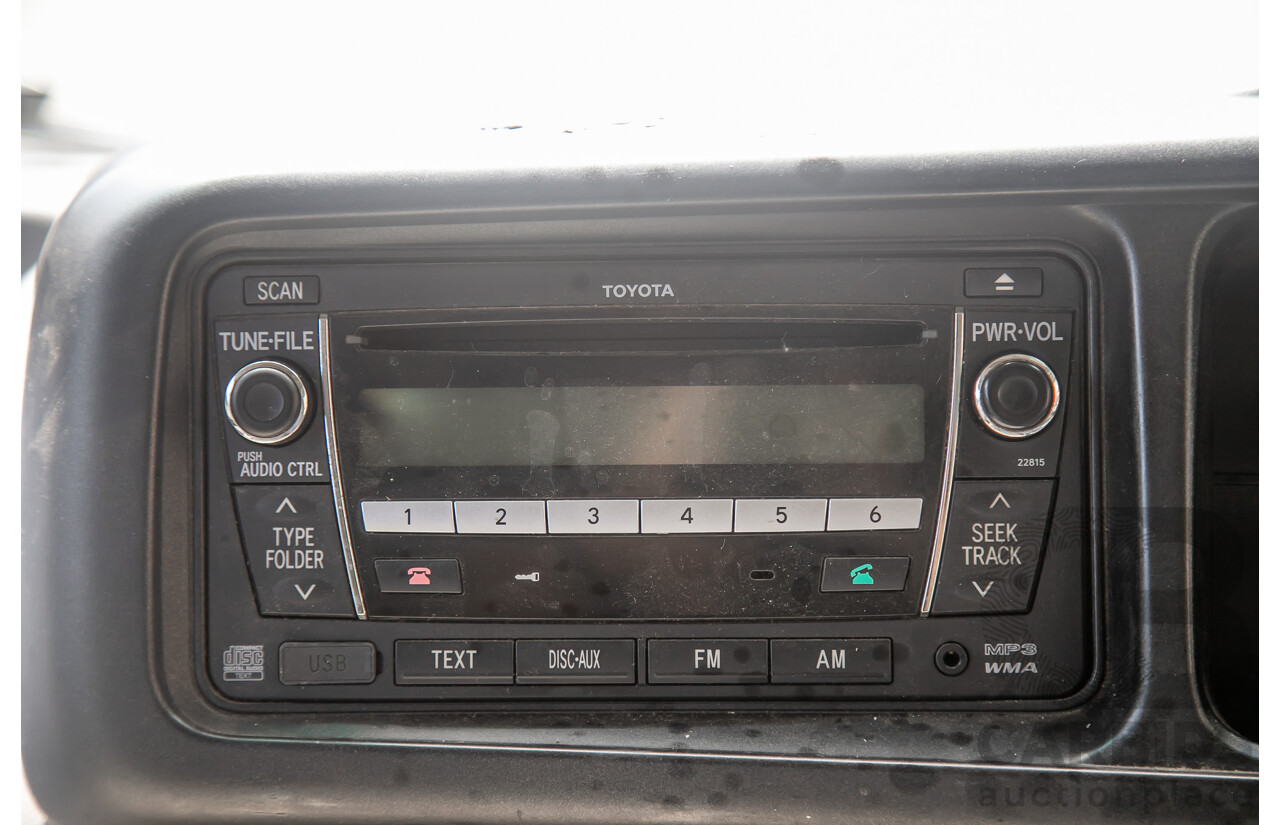 12/2011 Toyota Coaster XZB50R 21 Seater Bus White Turbo Diesel 4.0L