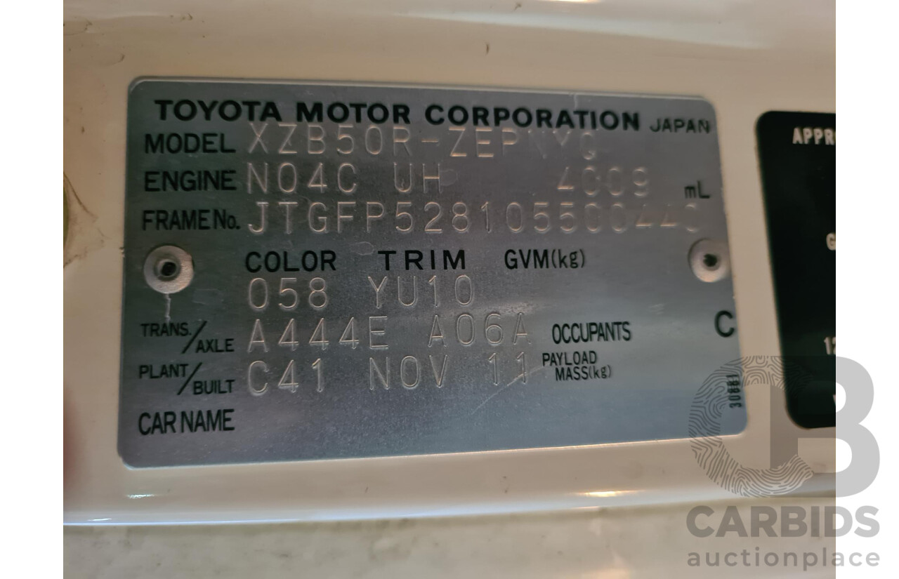 12/2011 Toyota Coaster XZB50R 21 Seater Bus White Turbo Diesel 4.0L