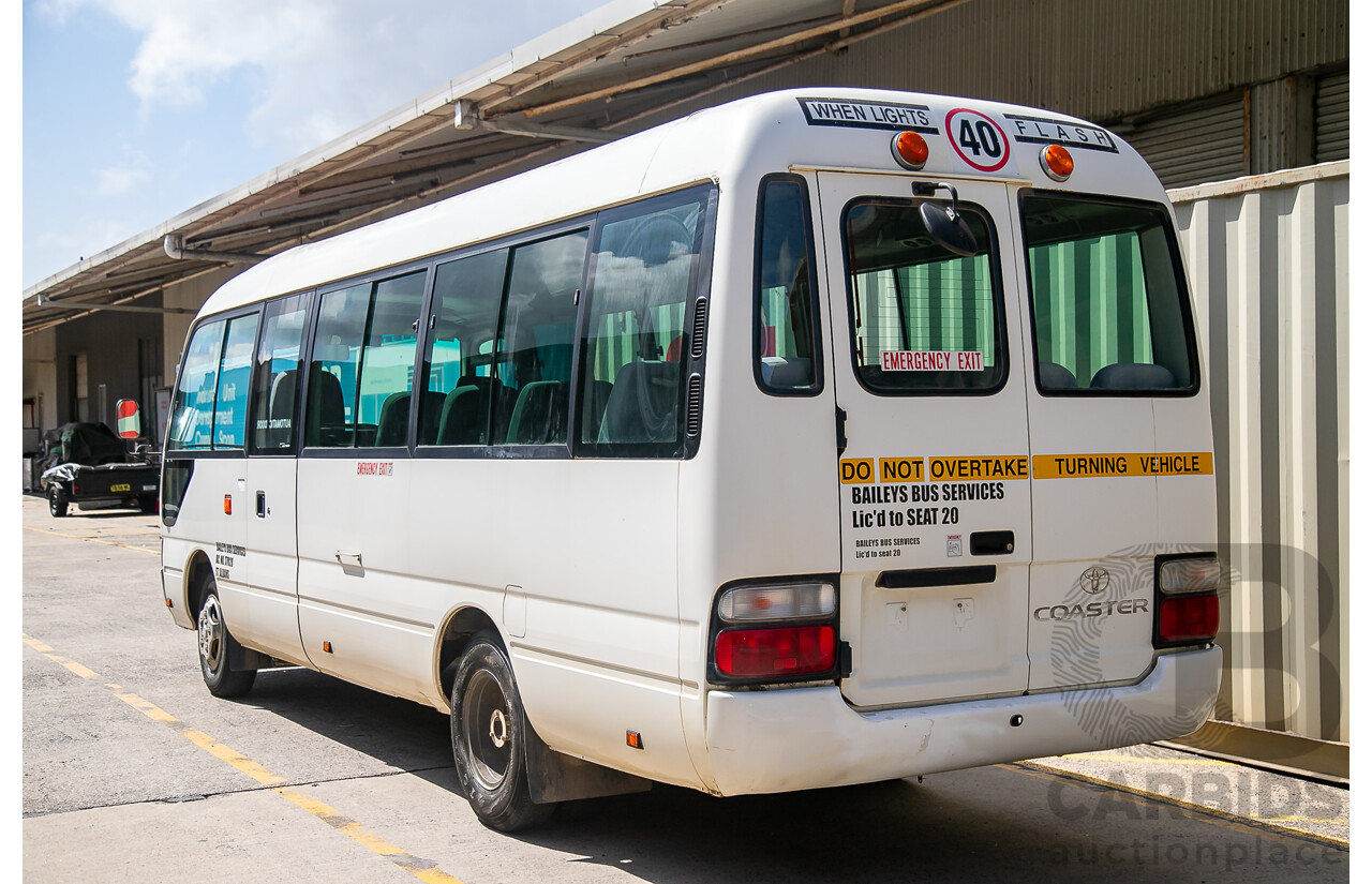 12/2011 Toyota Coaster XZB50R 21 Seater Bus White Turbo Diesel 4.0L