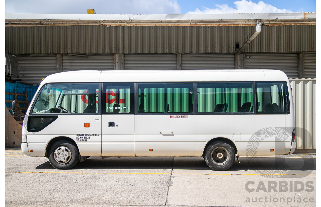 12/2011 Toyota Coaster XZB50R 21 Seater Bus White Turbo Diesel 4.0L