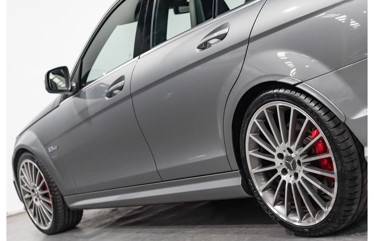 9/2008 Mercedes Benz C63 AMG W204 4d Sedan Palladium Silver Metallic V8 6.3L