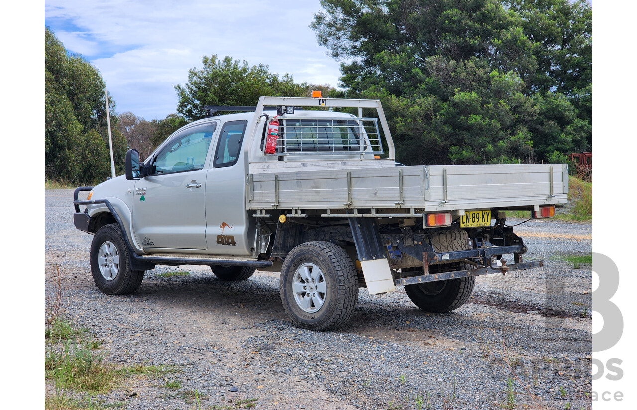 4/2007 Toyota Hilux SR5 (4x4) KUN26R 07 Upgrade Extra Cab P/Up Metallic Silver Turbo Diesel 3.0L