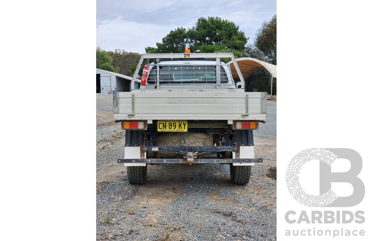 4/2007 Toyota Hilux SR5 (4x4) KUN26R 07 Upgrade Extra Cab P/Up Metallic Silver Turbo Diesel 3.0L