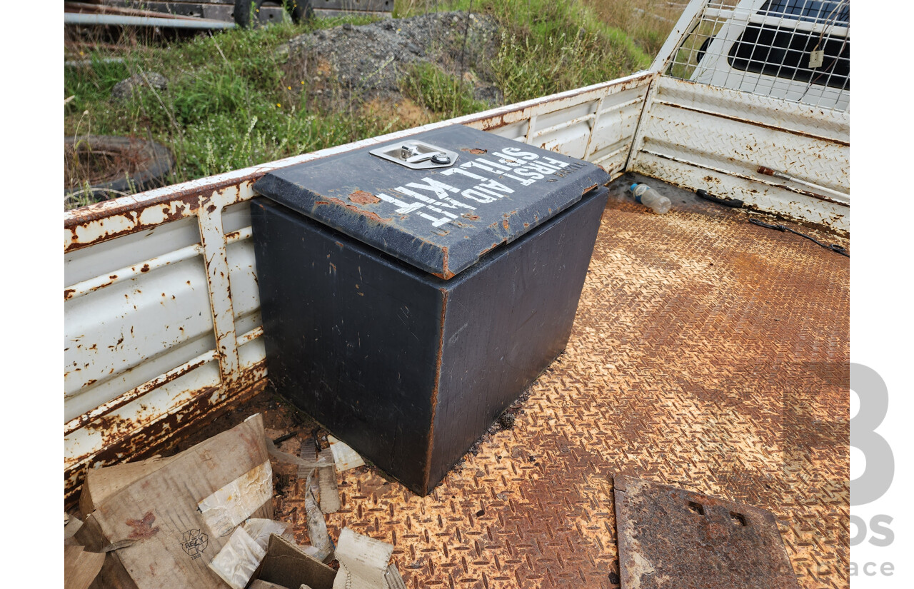 4/2007 Toyota Hilux Workmate TGN16R 07 UPGRADE C/Chas White 2.7L