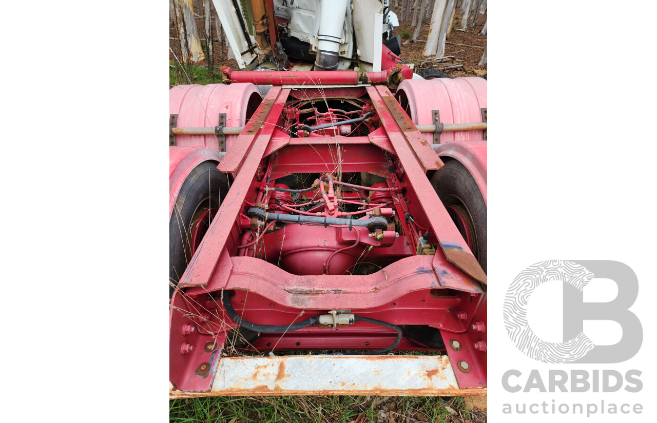 04/2007 Mack CX Vision 6x4 Cab Chassis Prime Mover 2d White Turbo Diesel EA7 420HP