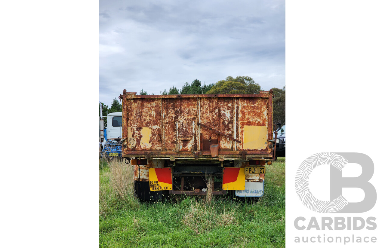 12/1970 International C1640 Tipper Truck 4x2 2d Single Cab Grey 282ci 6cyl Petrol