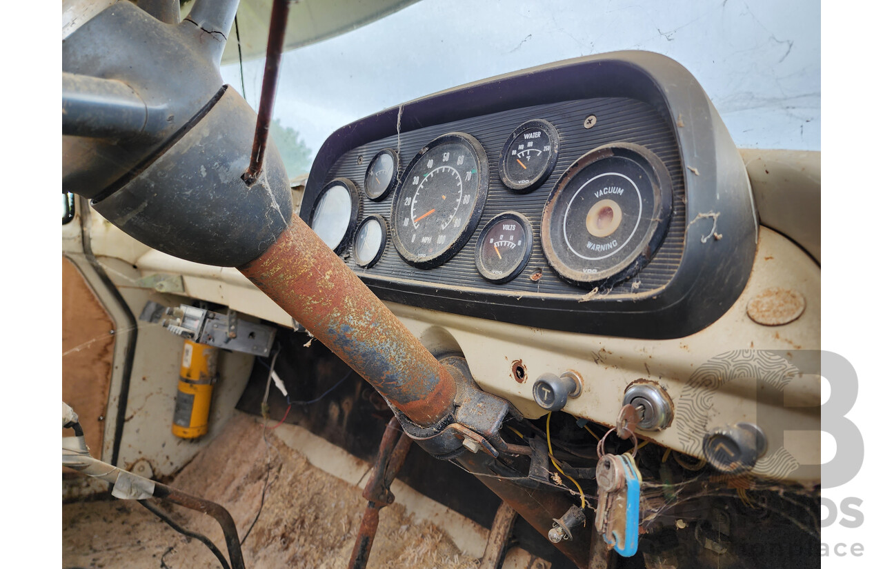 12/1970 International C1640 Tipper Truck 4x2 2d Single Cab Grey 282ci 6cyl Petrol