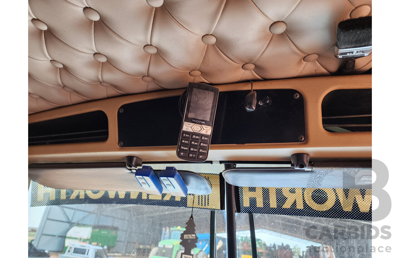 10/2014 Kenworth T909 6x4 Prime Mover Sleeper Cab 2d White Turbo Diesel 14.9L 500HP