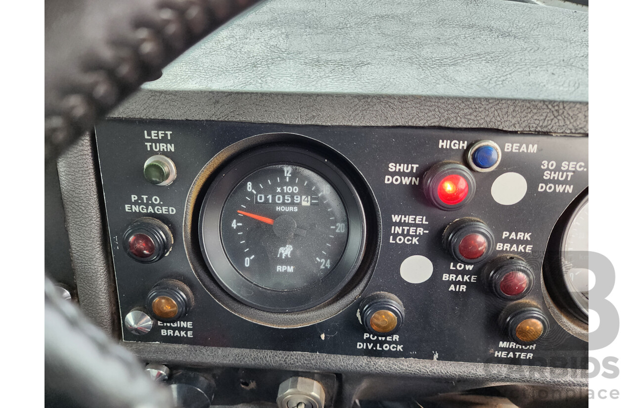 11/1990 Mack Econodyne Value Liner 6x4 2d Cab Chassis Turbo Diesel