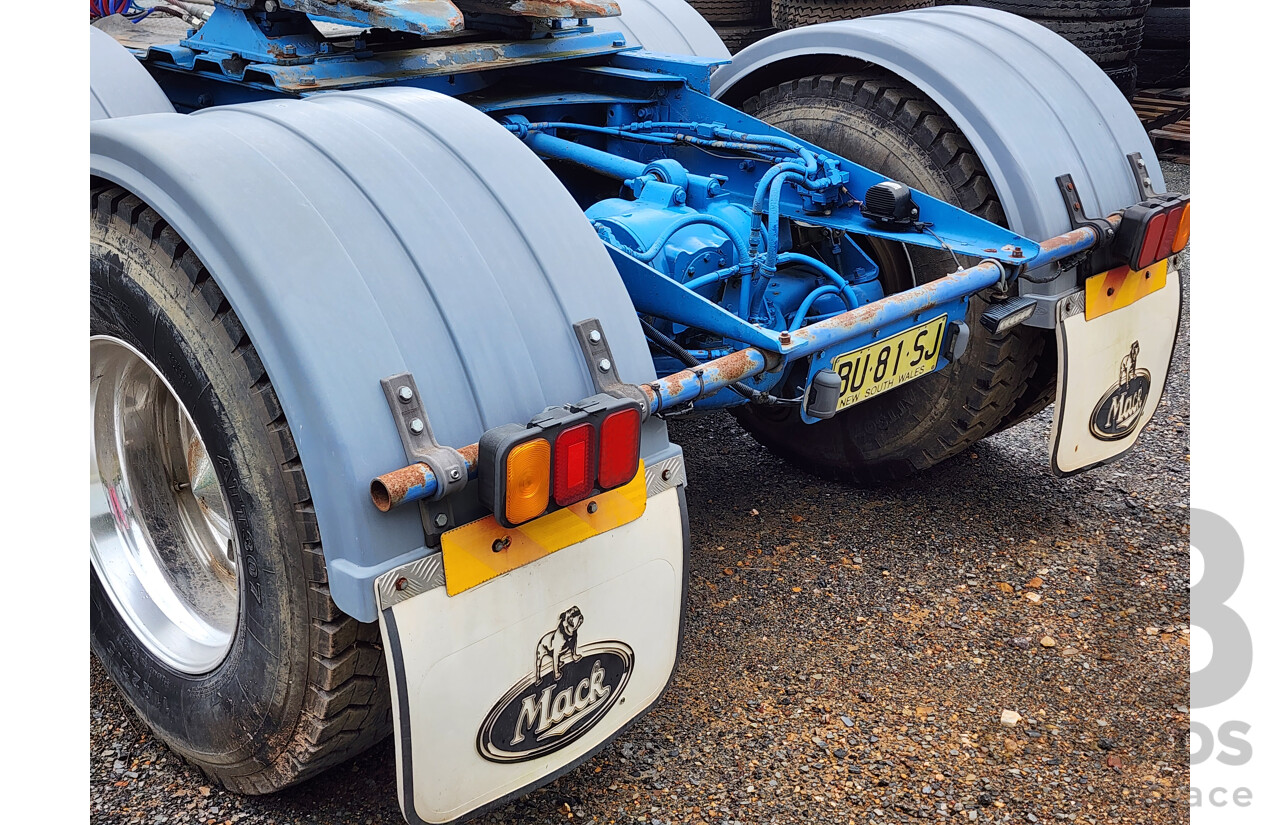 11/1990 Mack Econodyne Value Liner 6x4 2d Cab Chassis Turbo Diesel