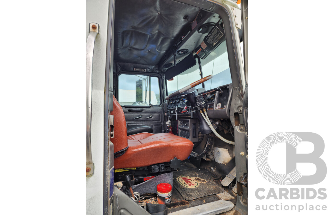 11/1990 Mack Econodyne Value Liner 6x4 2d Cab Chassis Turbo Diesel