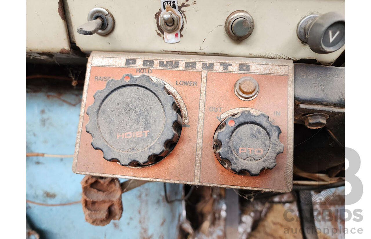 01/1968 International C1800 Series Prime Mover 4x2 2d Cab Chassis Red Inline Six