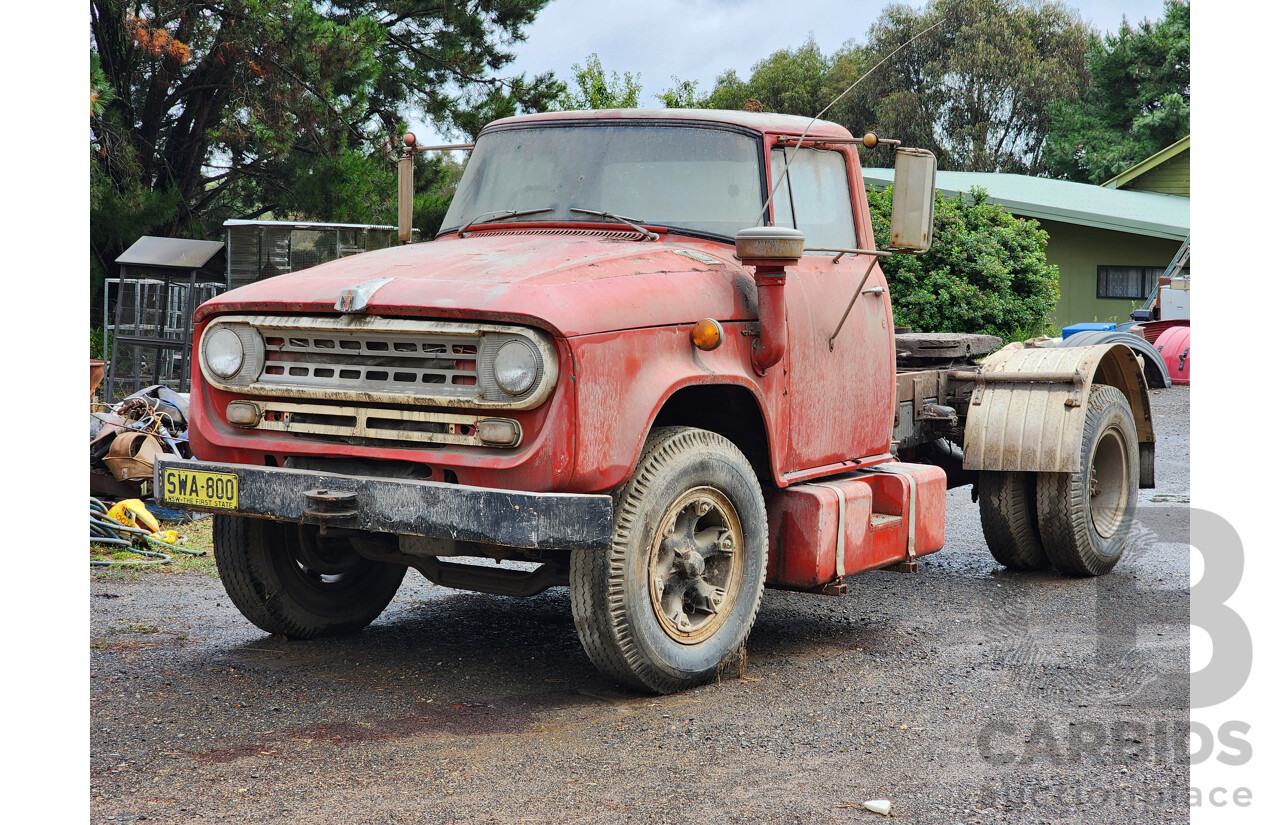 01/1968 International C1800 Series Prime Mover 4x2 2d Cab Chassis Red Inline Six