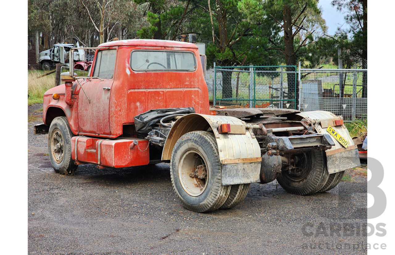 01/1968 International C1800 Series Prime Mover 4x2 2d Cab Chassis Red Inline Six