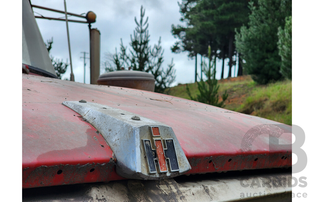 01/1968 International C1800 Series Prime Mover 4x2 2d Cab Chassis Red Inline Six