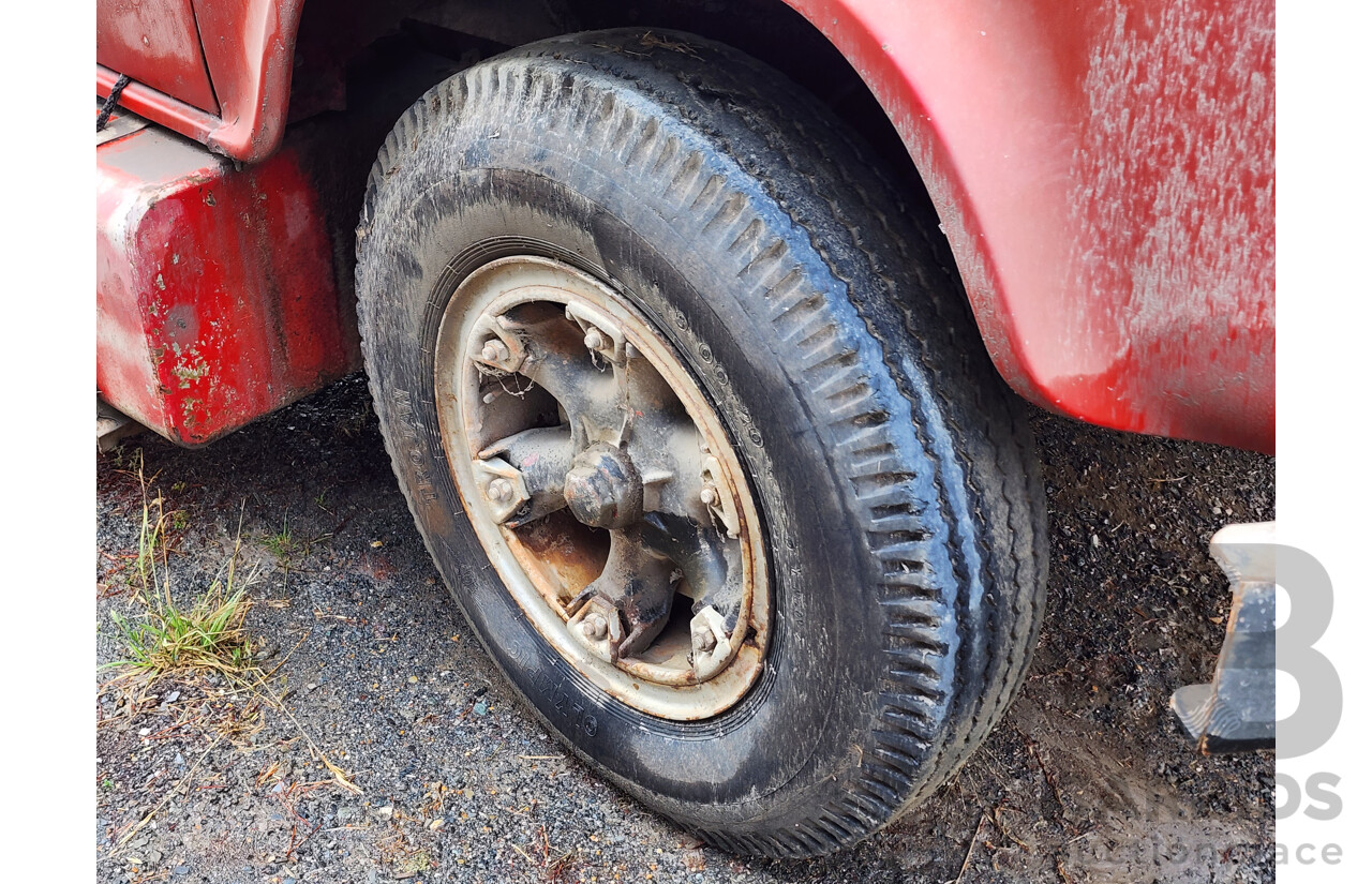 01/1968 International C1800 Series Prime Mover 4x2 2d Cab Chassis Red Inline Six