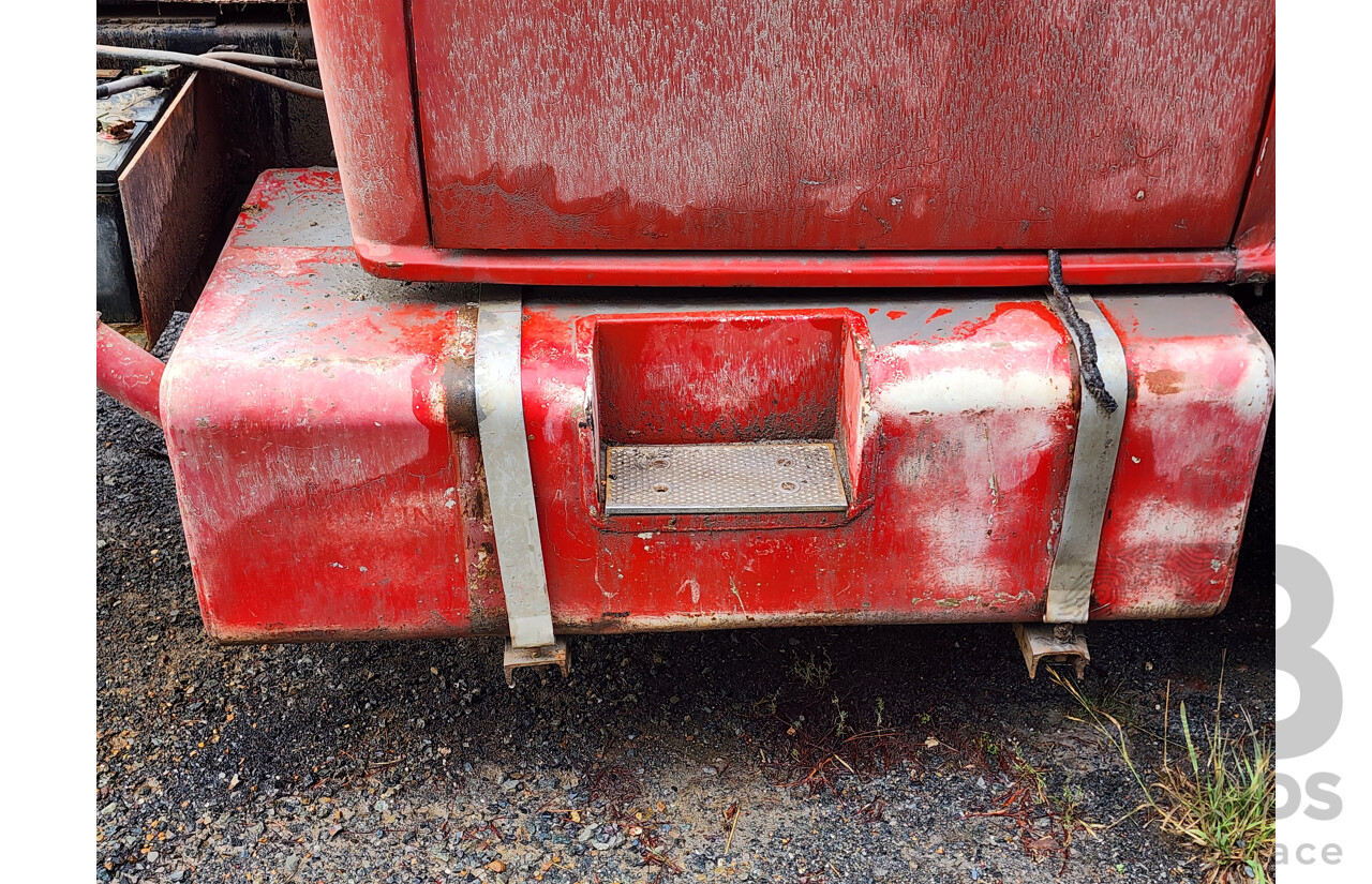 01/1968 International C1800 Series Prime Mover 4x2 2d Cab Chassis Red Inline Six