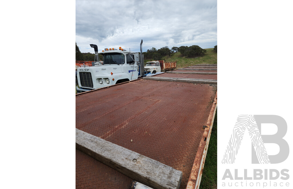 09/1994 Southern Cross Trailers Standard Extendable Triaxle 35t Table Top Semi Trailer