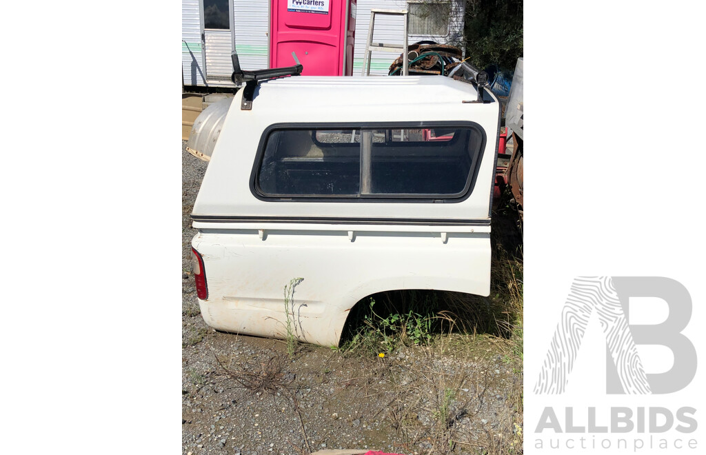 Toyota Hilux Rear End with Canopy and Roof Racks Attached