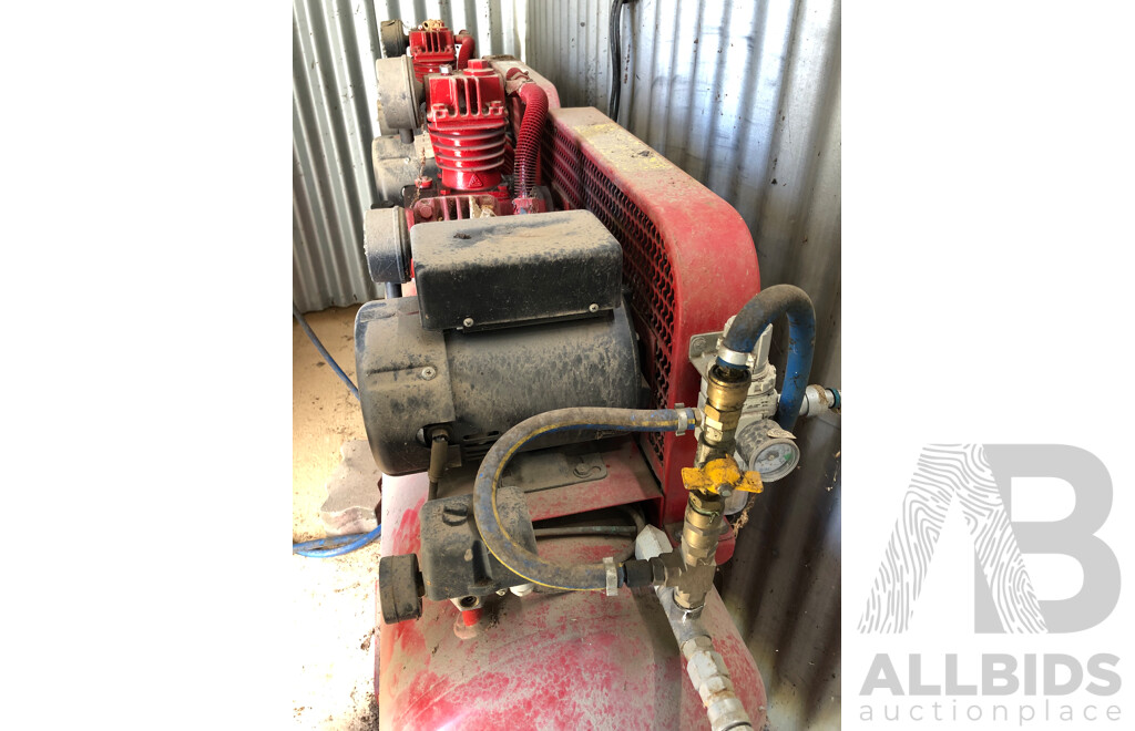 FU SHENG TOOLEX 240V Electric 190L Air Compressor - TT40