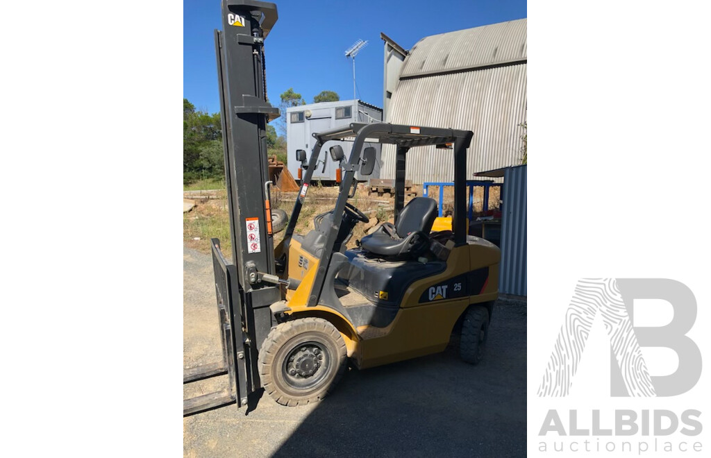 2019 CAT 2.7 Ton Diesel Forklift - DP25NT