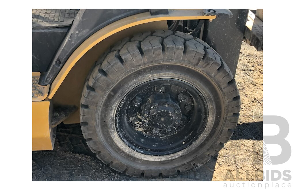 2019 CAT 2.7 Ton Diesel Forklift - DP25NT