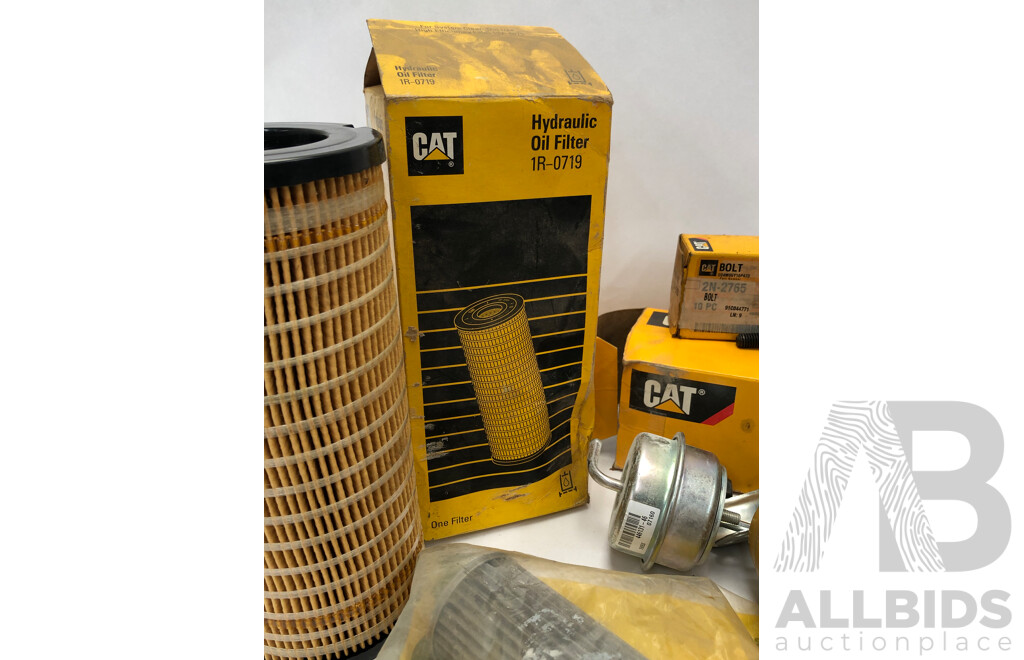 Cat 9M-2342 Filter Element, Cat Hydraulic Oil Filter 1R-0719, Cat 1R-0750 Fuel Filter, Cat Actuator Kit and Four Cat 2N-2765 Bolts -