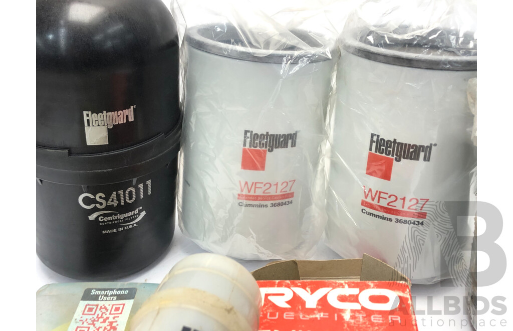 2x Fleetguard WF2127 Extended Service Coolant Filter for Cummins, 1x Fleetguard CS41011 Centrifuge Assembly, 1x Mack 21938503 Coolant Filter/Conditioner 1x RYCO 214K Fuel Filter and 1x Briggs and Stratton 696854 Oil Filter