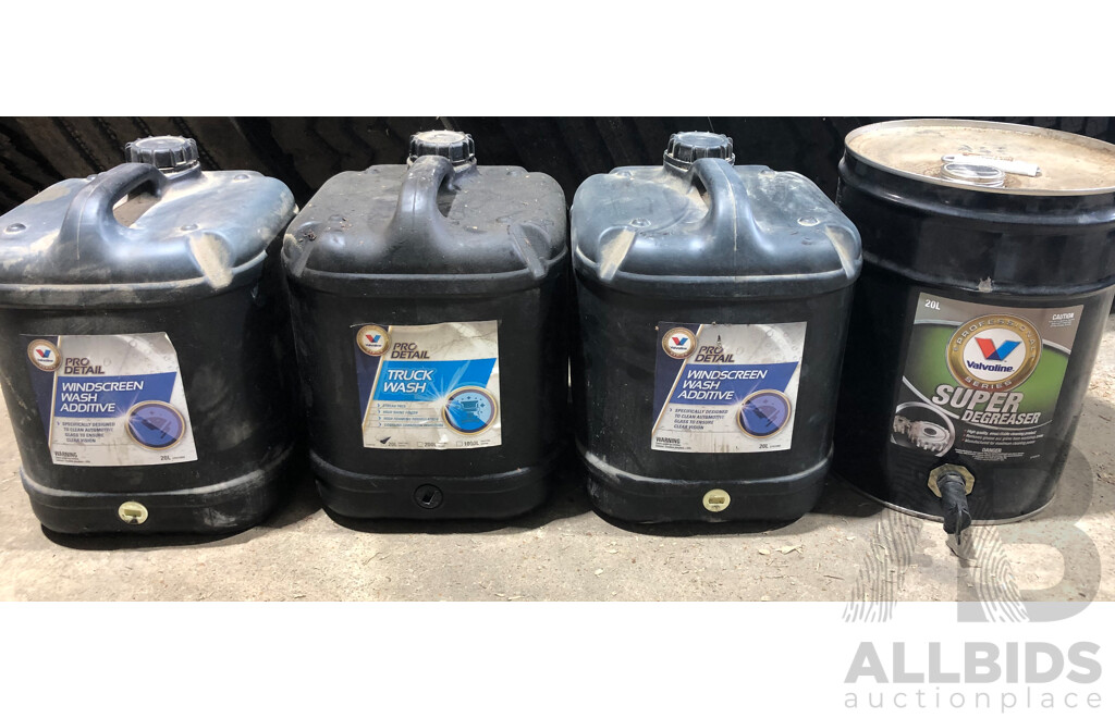 Two Valvoline Pro Detail Windscreen Wash Additive, One Pro Detail Truck Wash & One Valvoline Professional Series Super Degreaser 