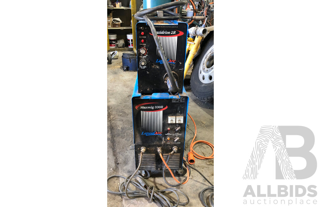 Three Phase Liquid Arc Maxmig 330R MIG Welder and Maxidrive 2R Wire Feeder