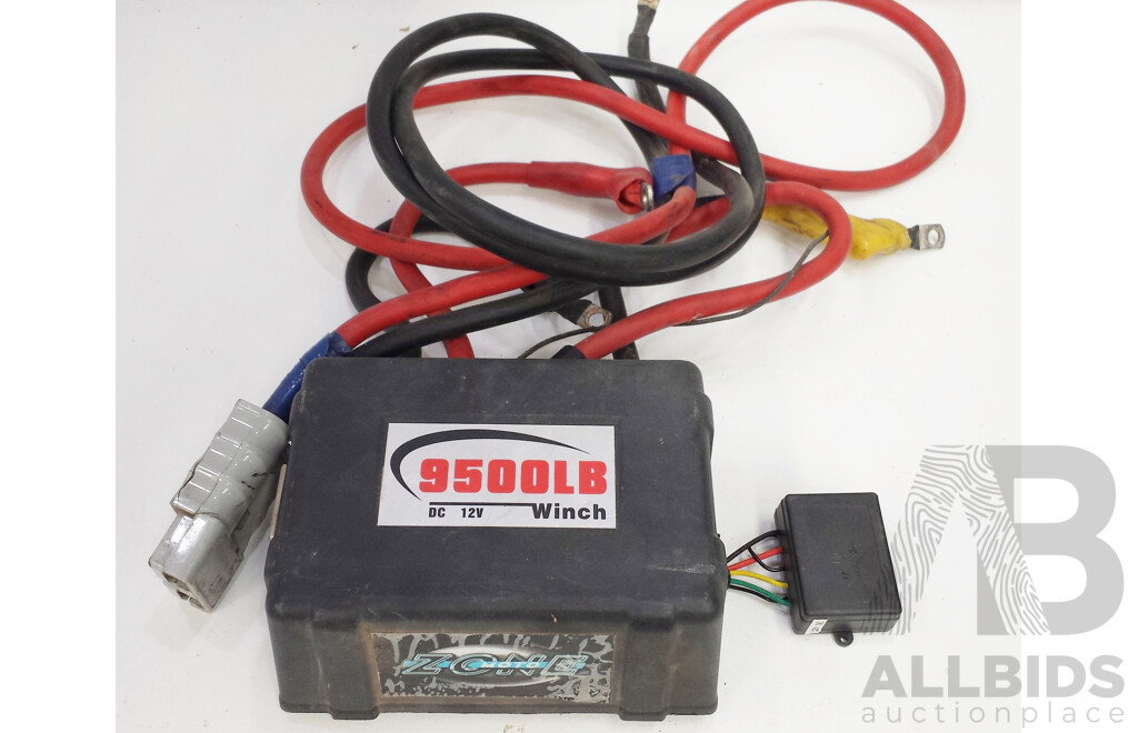 Moto Zone 9500lb 12 Volt DC  Winch Controller
