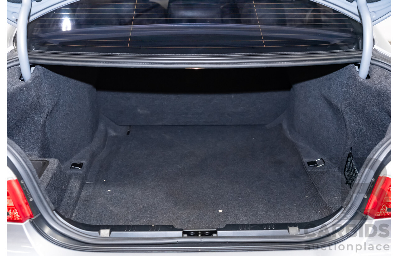 07/06 BMW M5 RWD E60 4D Sedan Silbergrau Metallic V10 5.0L