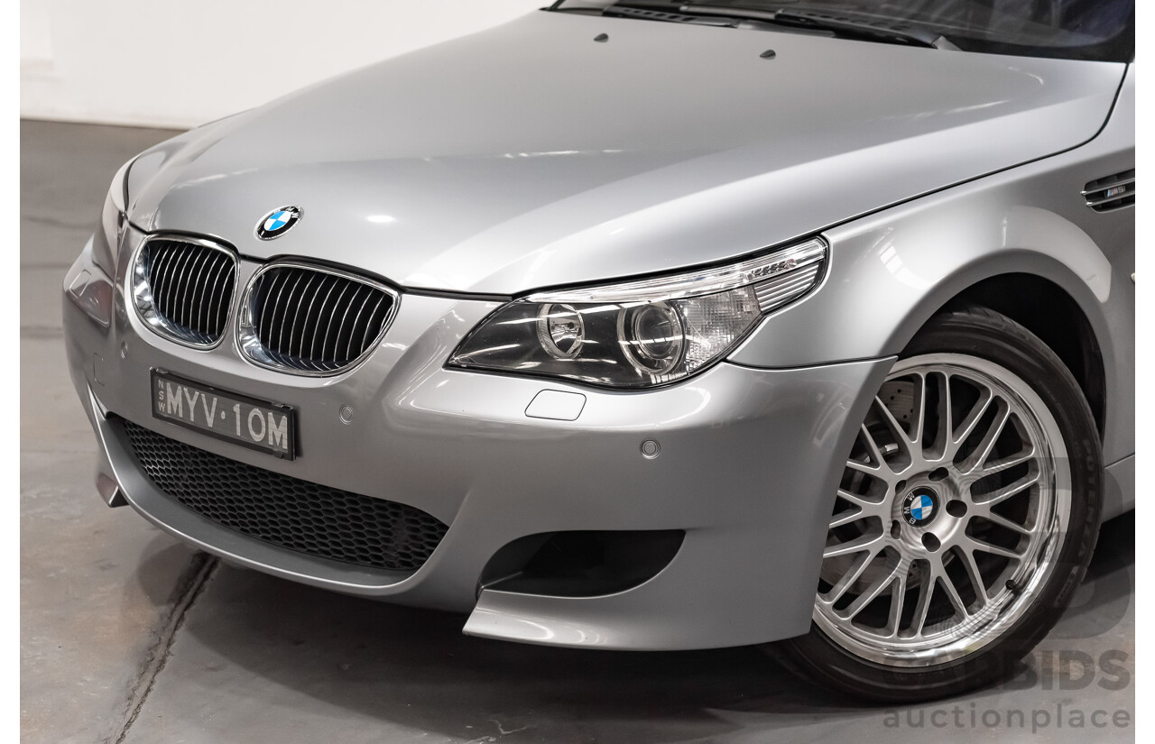 07/06 BMW M5 RWD E60 4D Sedan Silbergrau Metallic V10 5.0L