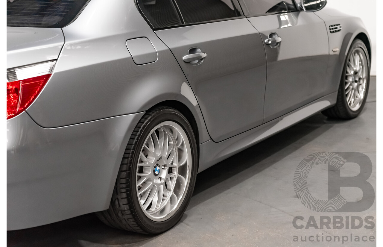 07/06 BMW M5 RWD E60 4D Sedan Silbergrau Metallic V10 5.0L