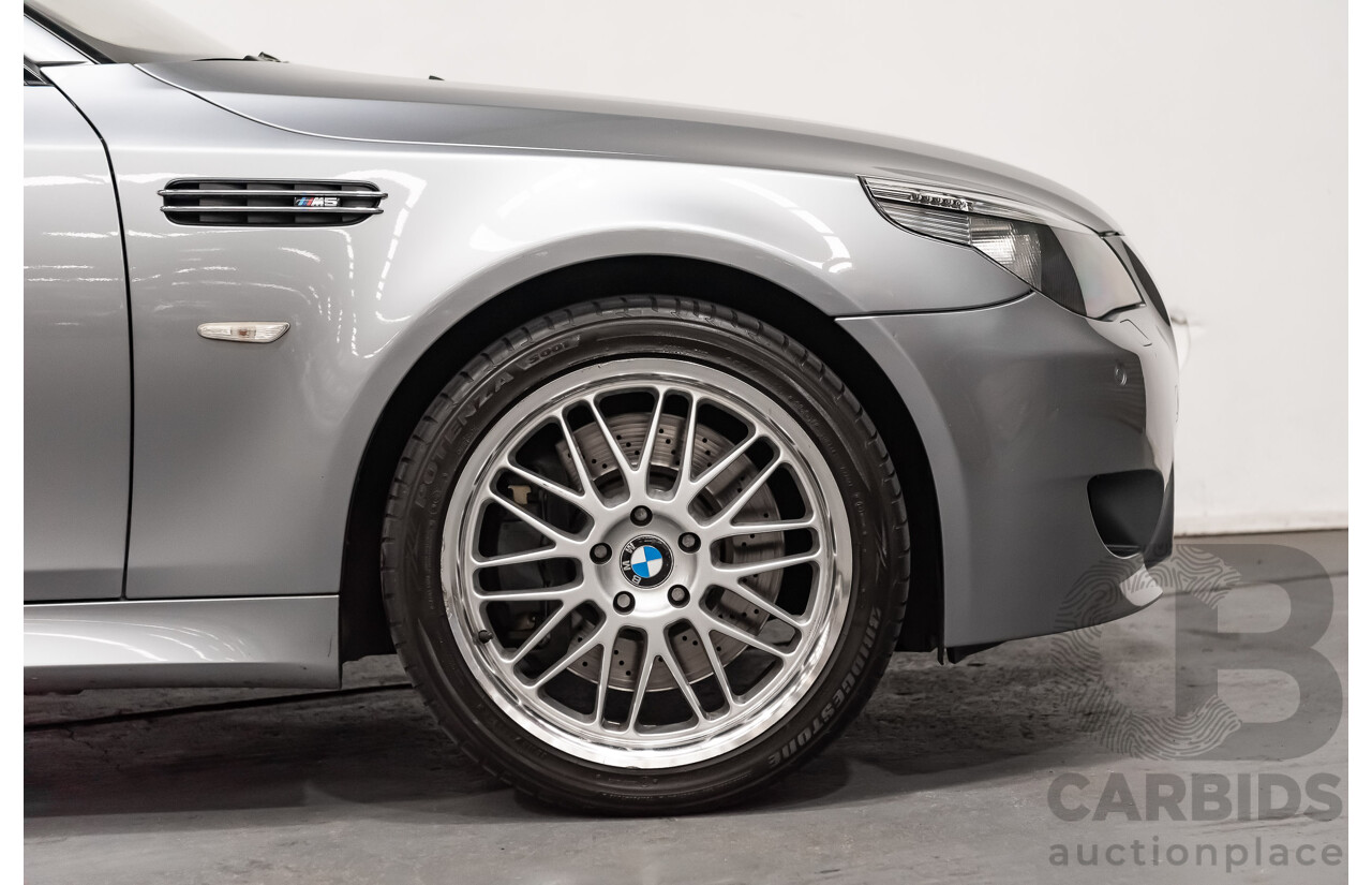 07/06 BMW M5 RWD E60 4D Sedan Silbergrau Metallic V10 5.0L