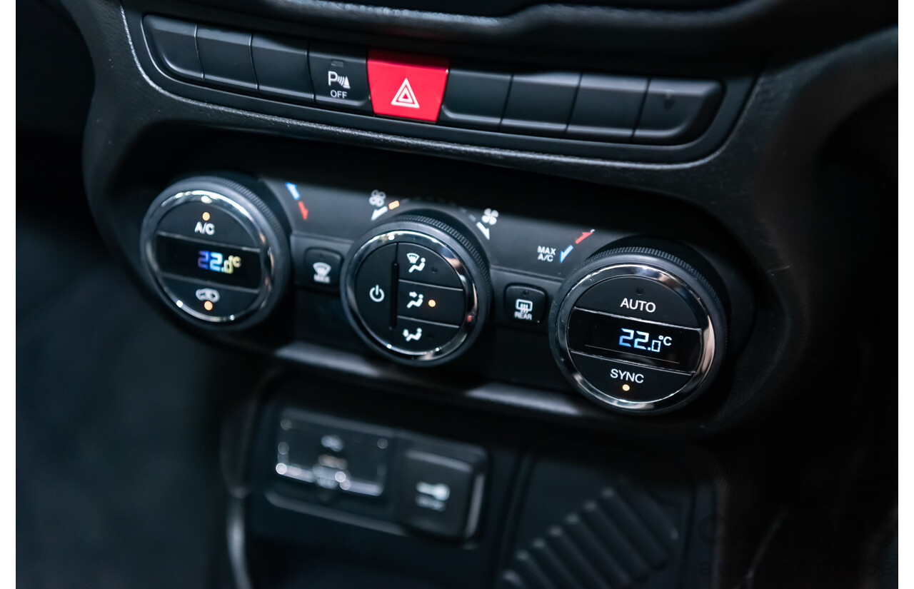 01/17 Jeep Renegade LONGITUDE FWD BU MY17 4D Wagon Black-Solid 1.4L